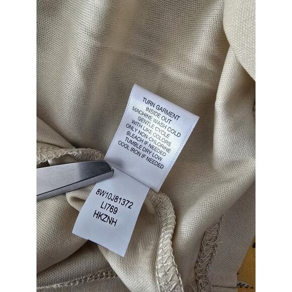 One World Sleeveless Yellow Floral V-Neck Handkerchief Dress Medium Boho - Picture 10 of 10